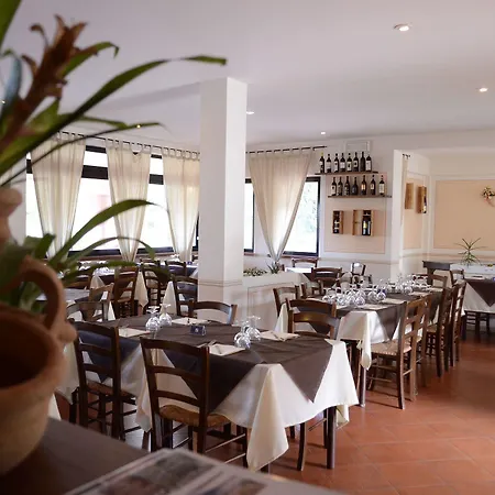 Le Spiagge Aparthotel 3*