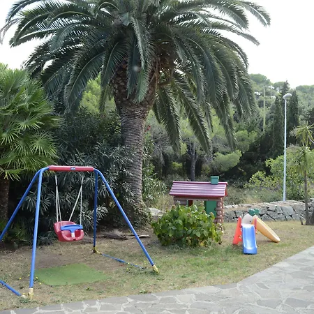 Le Spiagge 아파트호텔 마르시아나마리나